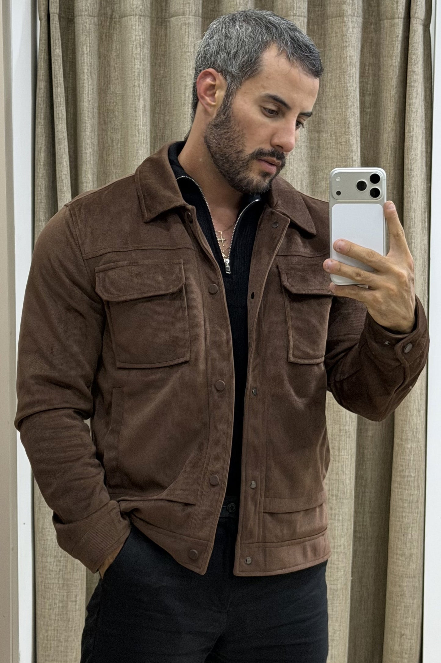 Campera Verona · Corte Clásico con Cuello Solapa